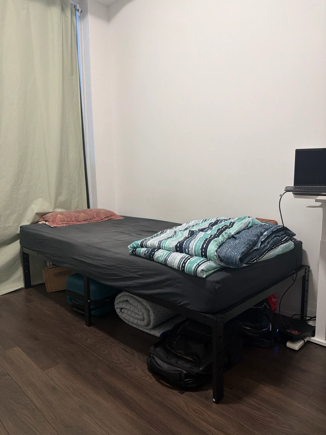 Black Metal Twin Bed Frame plus mattress
