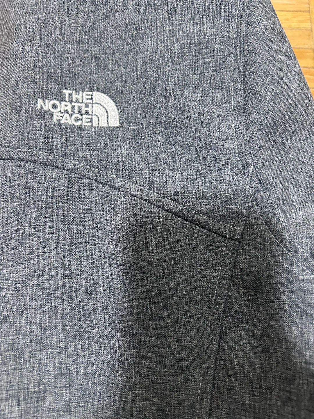 The North Face Women's Grey Softshell Jacket - photo 4