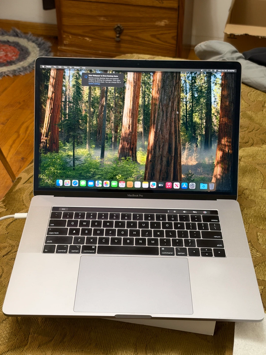Apple MacBook Pro 15.4-inch Intel Core i7 16GB RAM With Touchbar