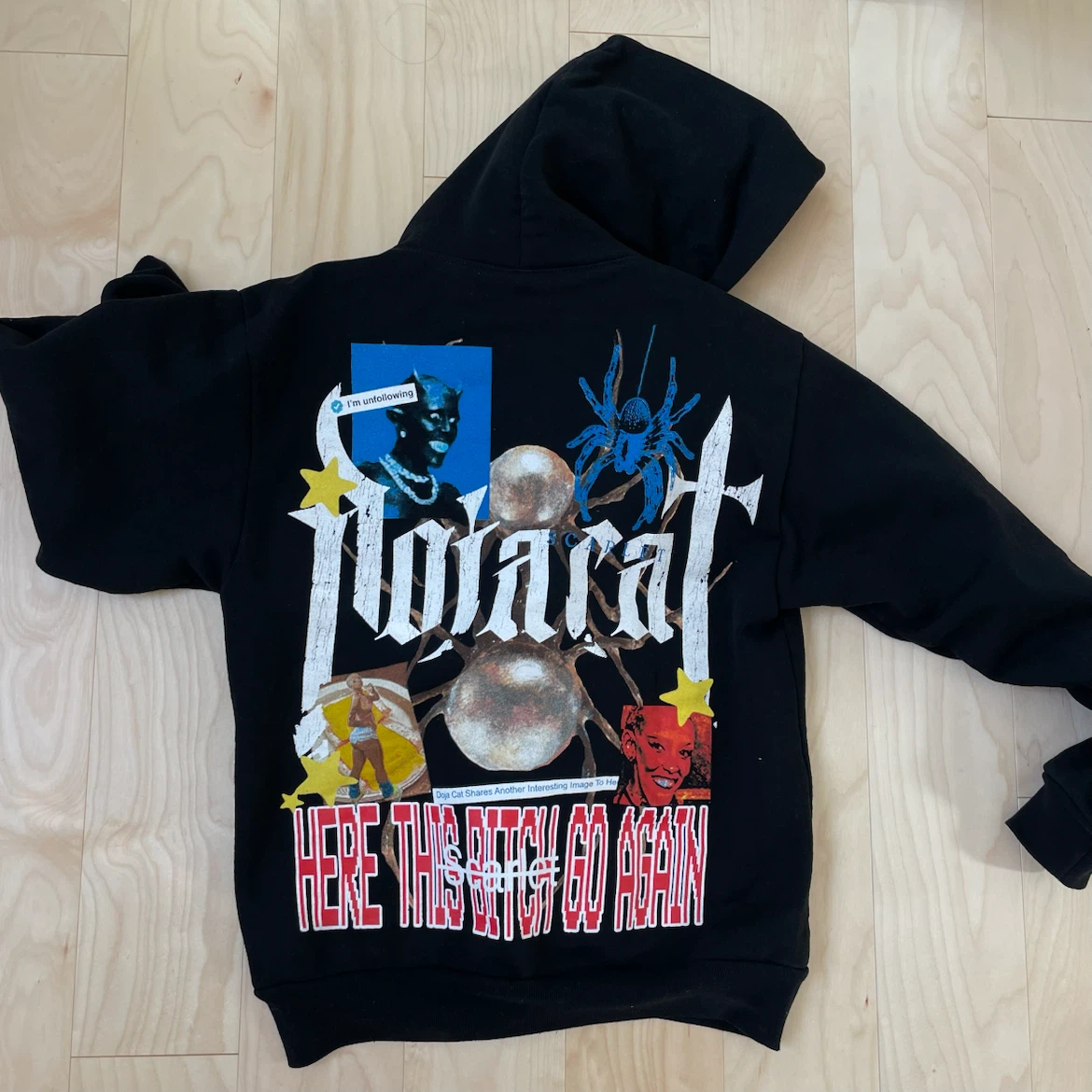 Doja Cat Scarlet Tour Merch Sweater - photo 4