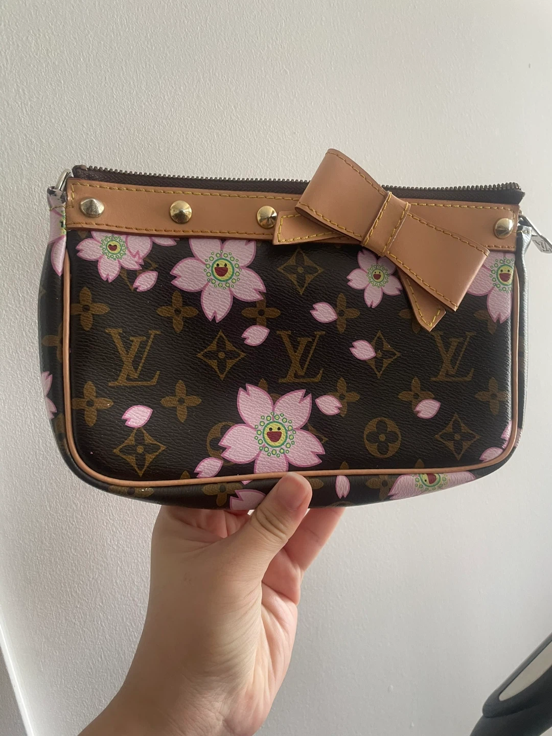 Pouch