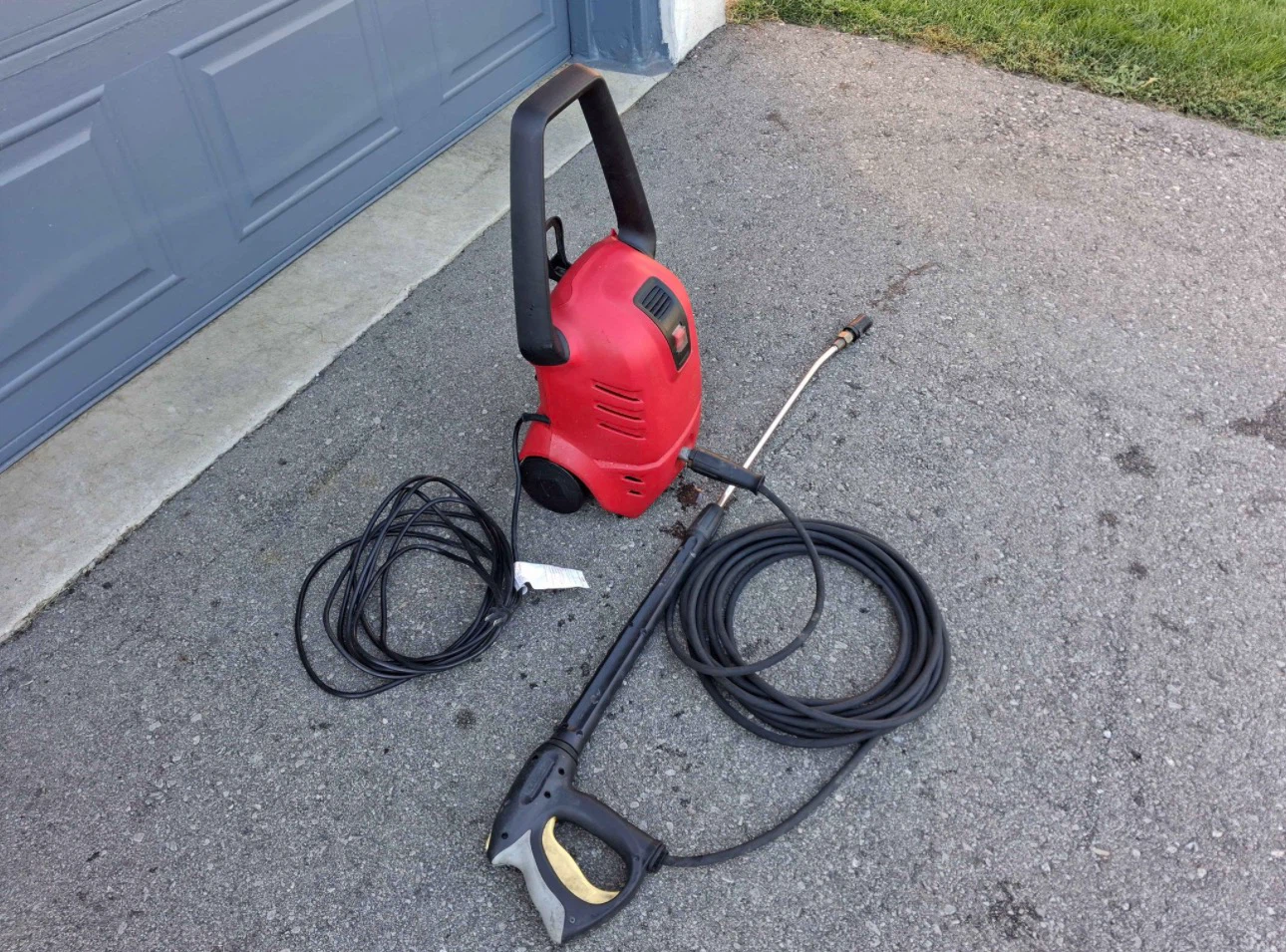 Karcher Electric Pressure Washer - photo 2