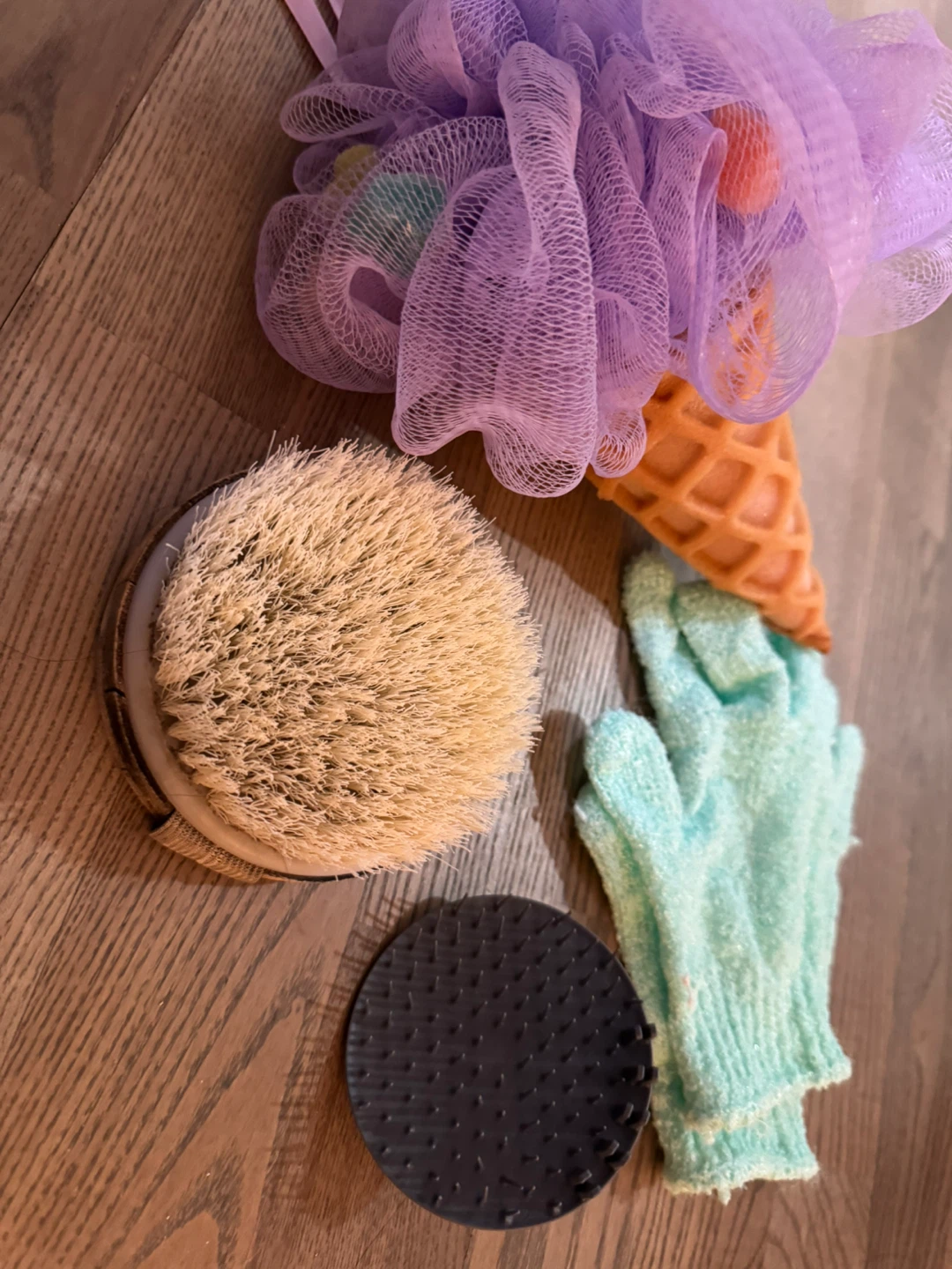 4 Bath & Shower Accessories made in Europe - photo 4