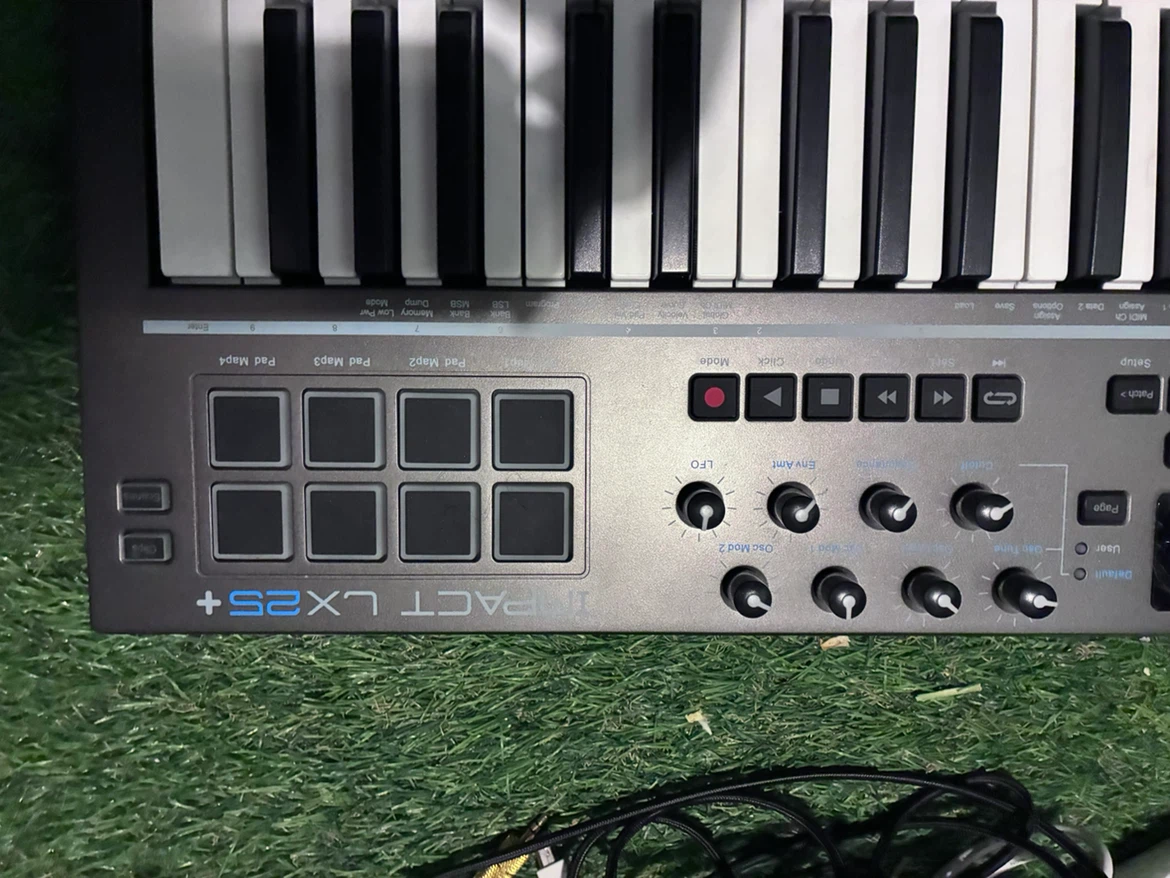 Nektar Impact LX25+ USB MIDI Controller Keyboard - photo 4
