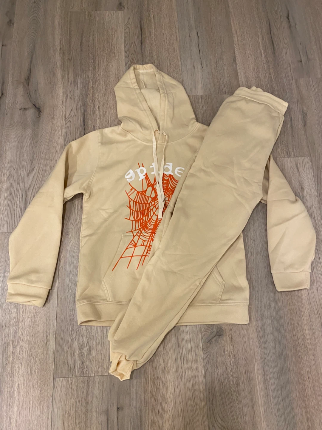 SP5DER banana tracksuit