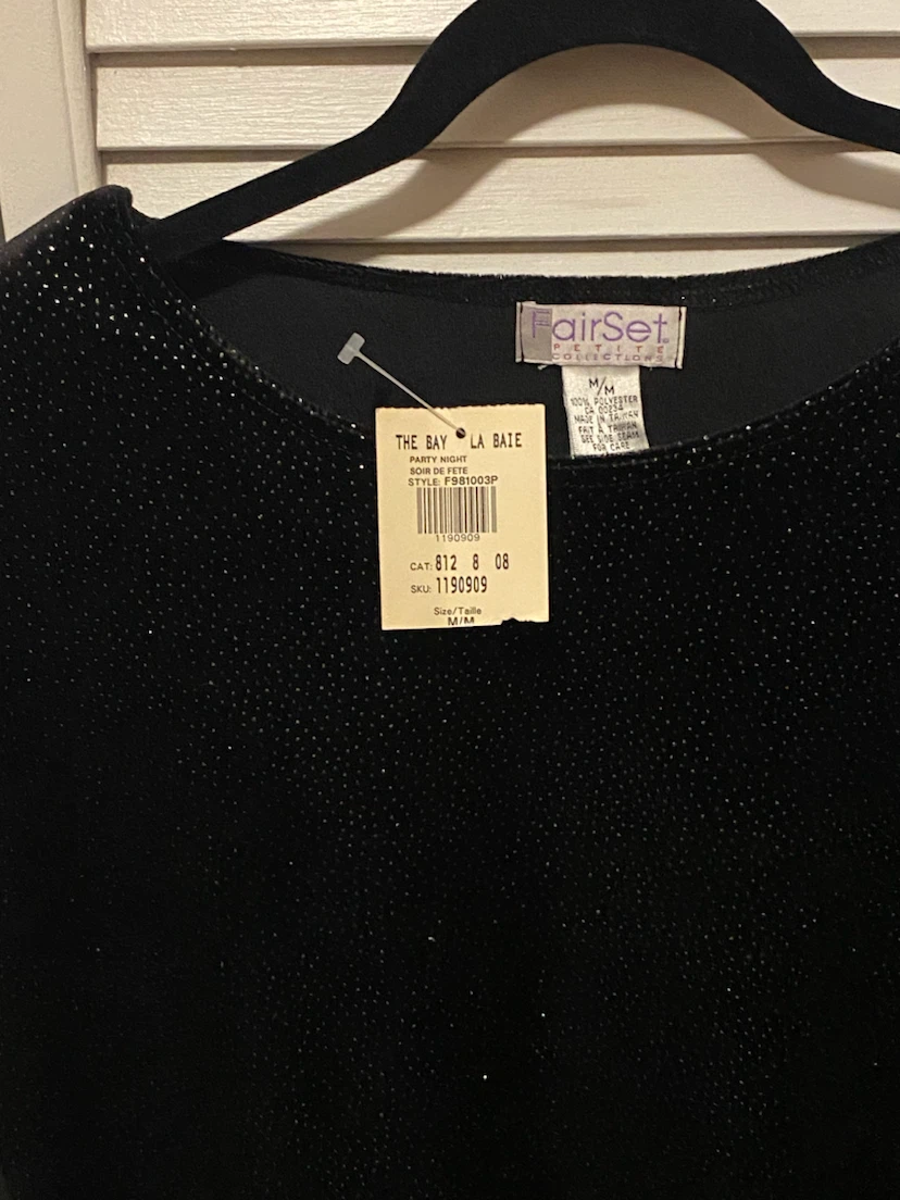 NEW! Women’s Black Long Sleeve Sequinned Top - photo 2