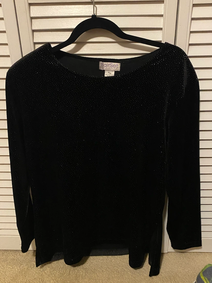NEW! Women’s Black Long Sleeve Sequinned Top - photo 5