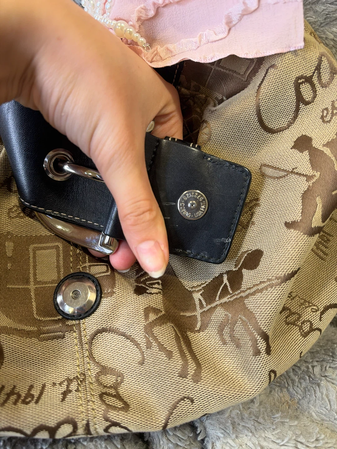 Coach Soho Lynn Horse & Carriage Large Hobo Bag. - photo 3
