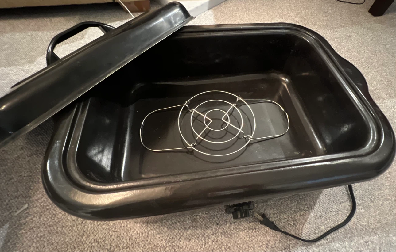 Hamilton Beach 18 Quart Roaster Oven - photo 2