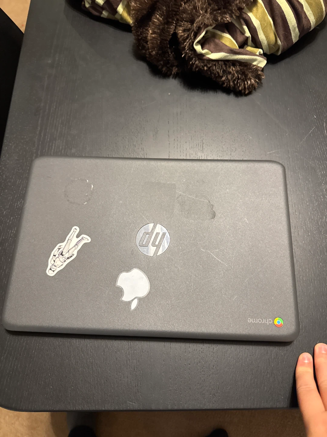 HP Chromebook Touchscreen Laptop price negotiable - photo 3