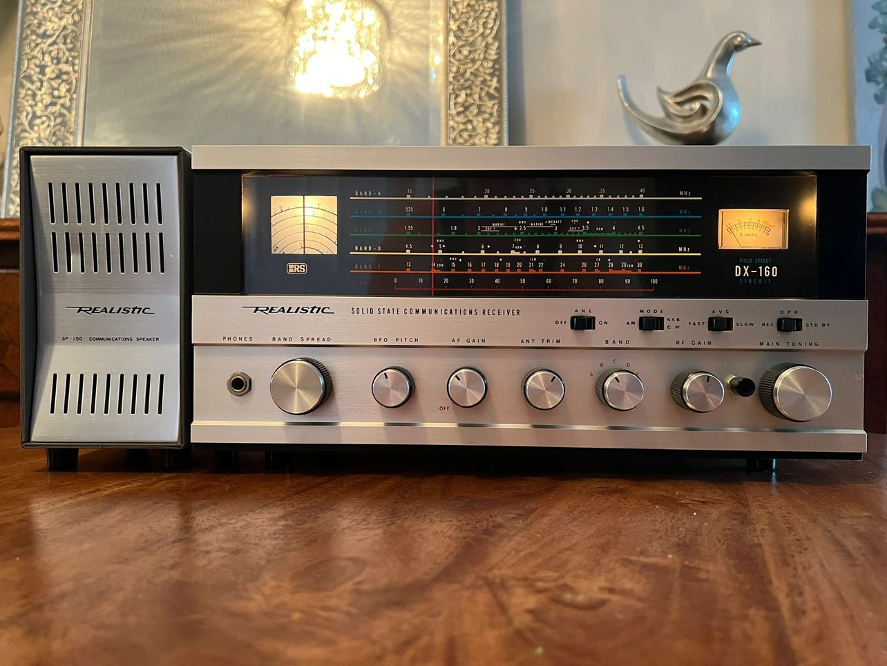 Realistic DX-160 Communications Receiver and SP-150 Speaker