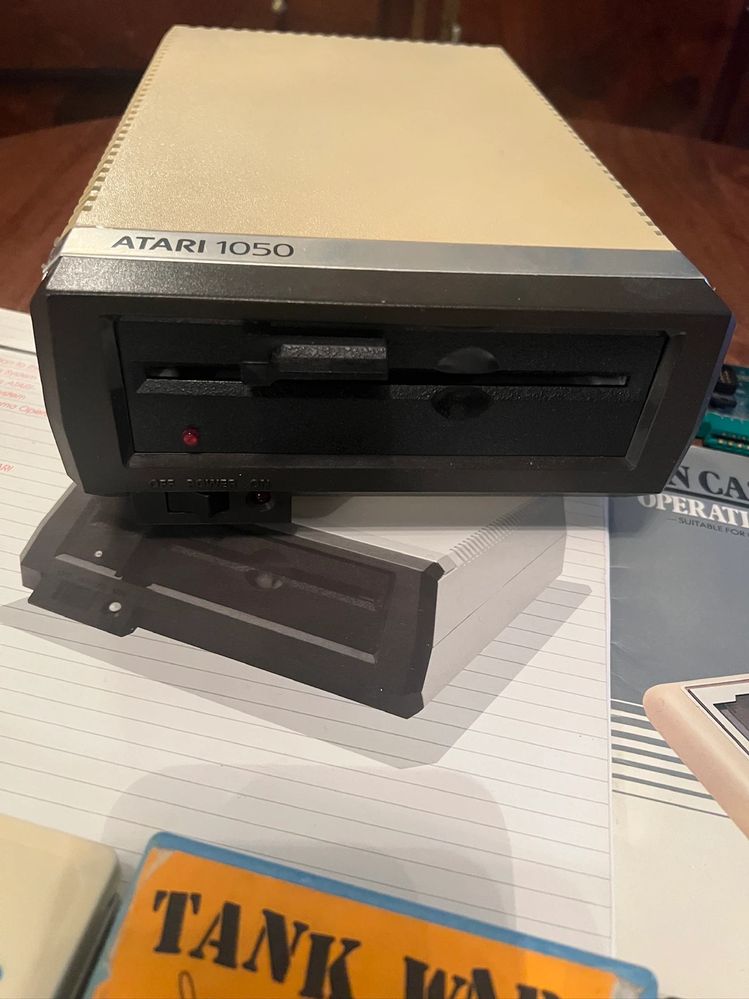 Atari 1050 Disk Drive Boxed + Commodore VIC-20 Games Lot (1980s) - photo 3