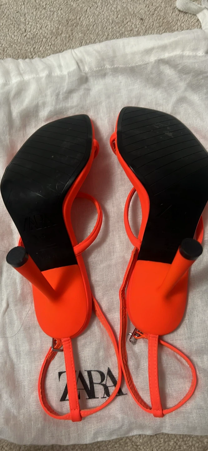 Zara Neon Orange Heeled Sandals - photo 3