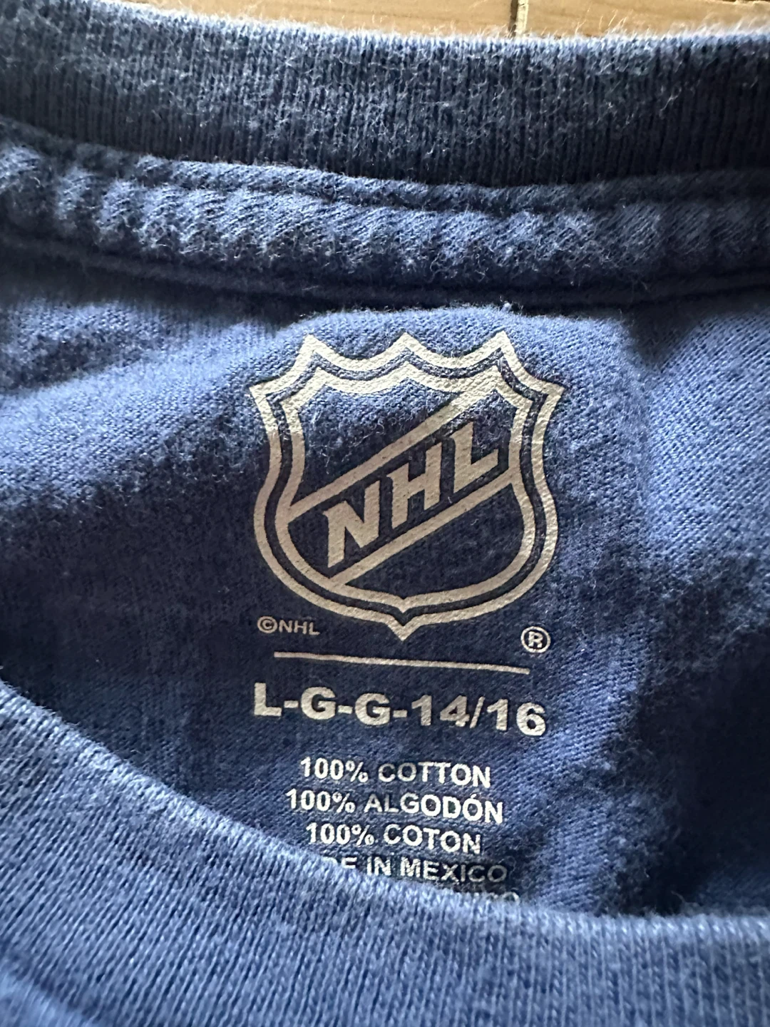 Auston Mathews - NHL Toronto maple leafs youth toque and T-shirt - photo 3