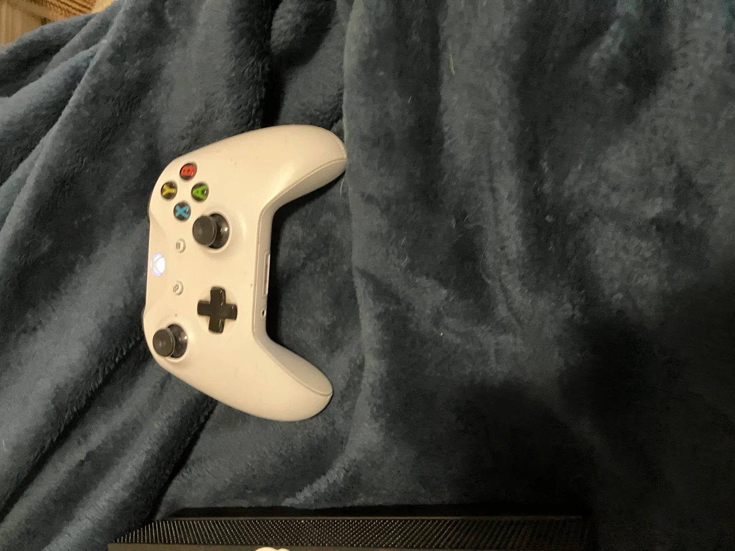 Xbox One x Console with Controller - photo 2