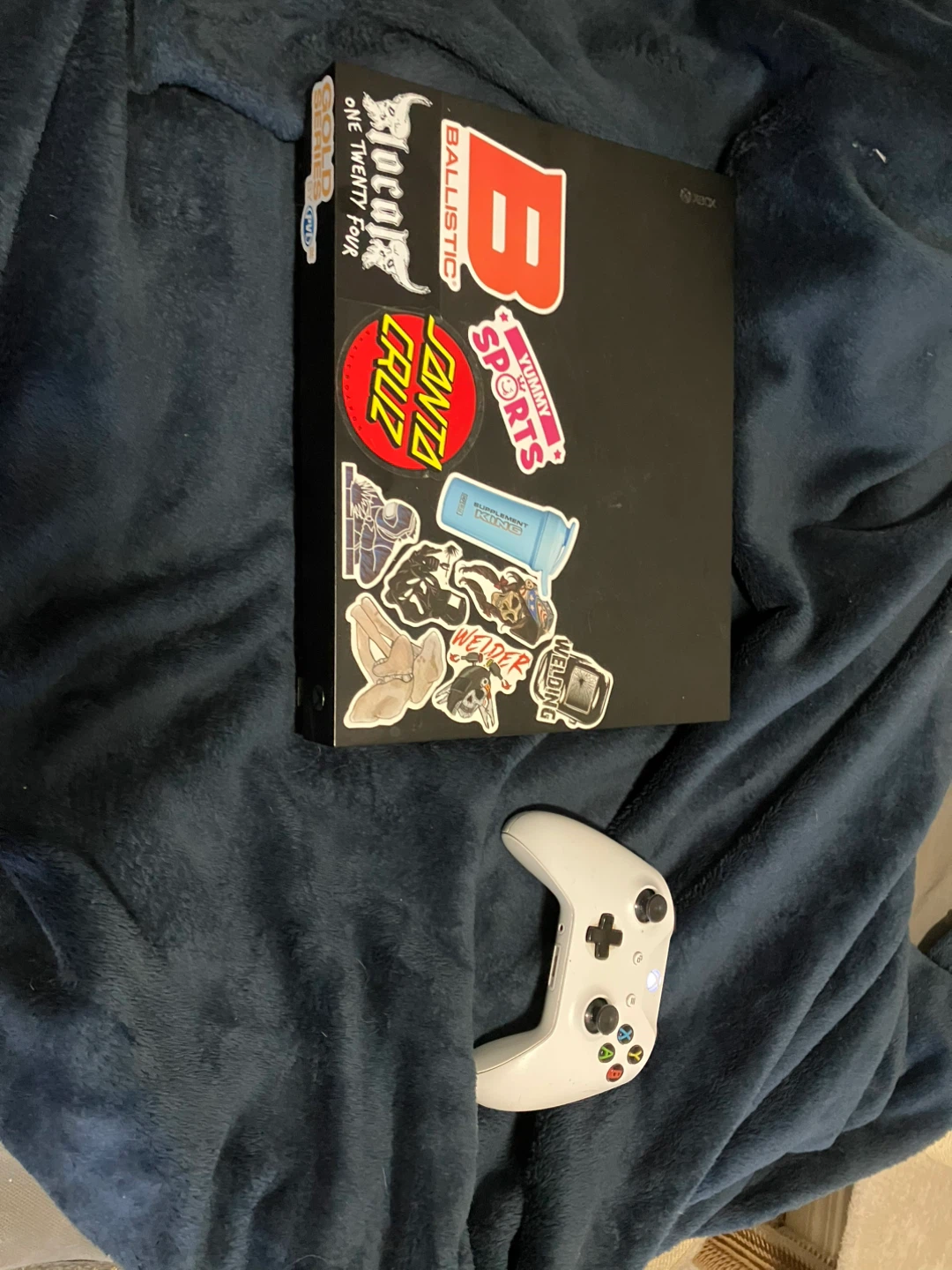 Xbox One x Console with Controller - photo 3
