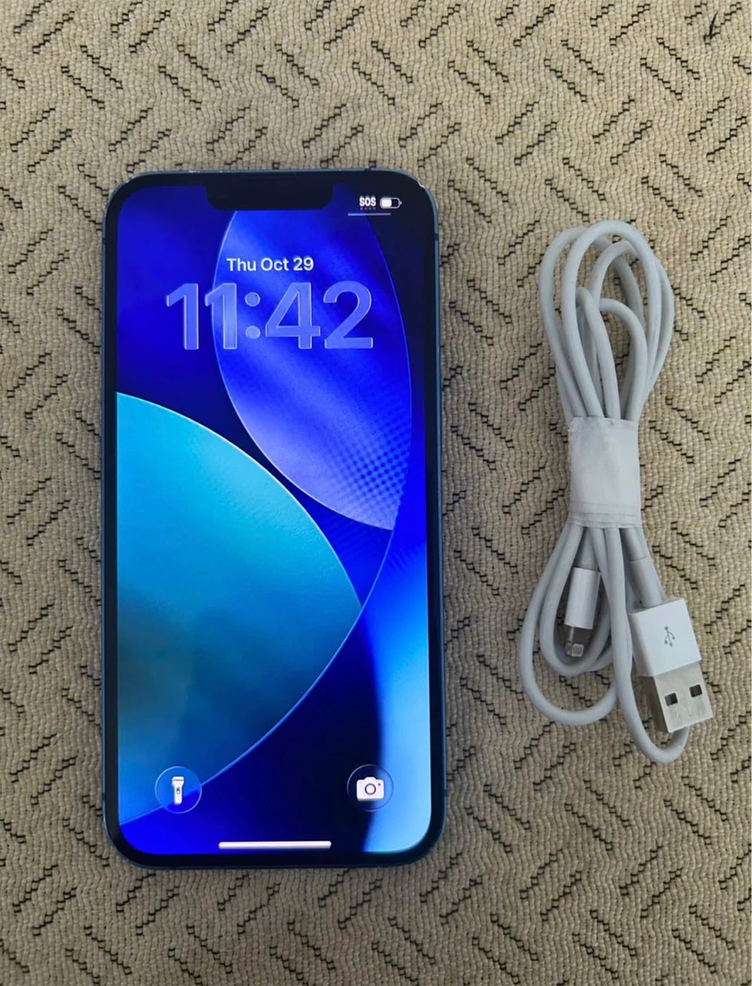 Unlocked Apple iPhone 13 blue 128GB (firm)