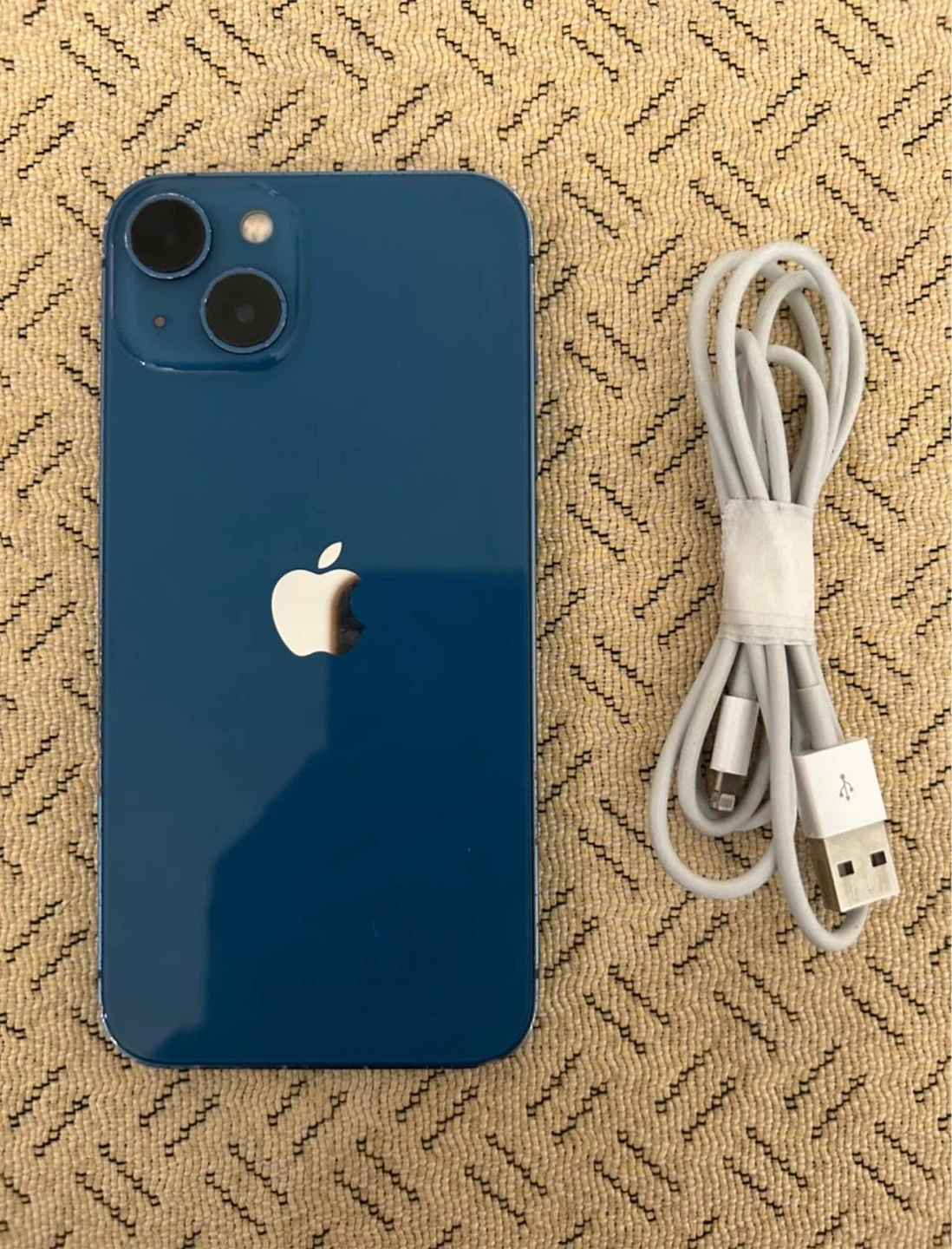 Unlocked Apple iPhone 13 blue 128GB (firm) - photo 2