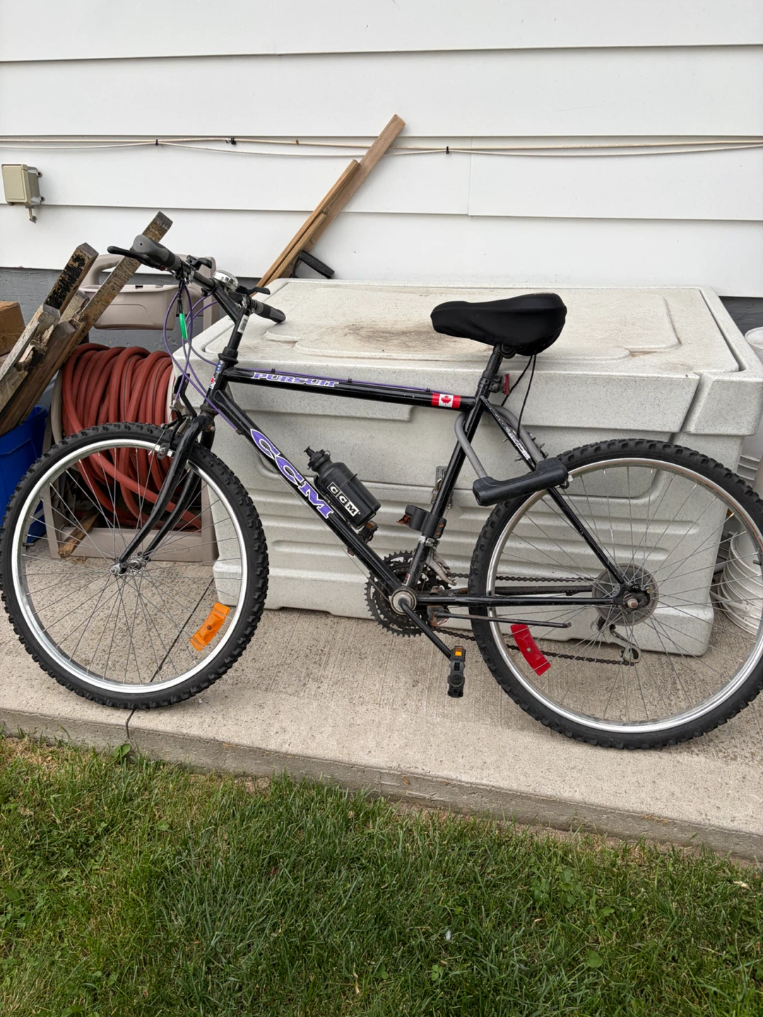 CCM Pursuit Mountain Bike - photo 2