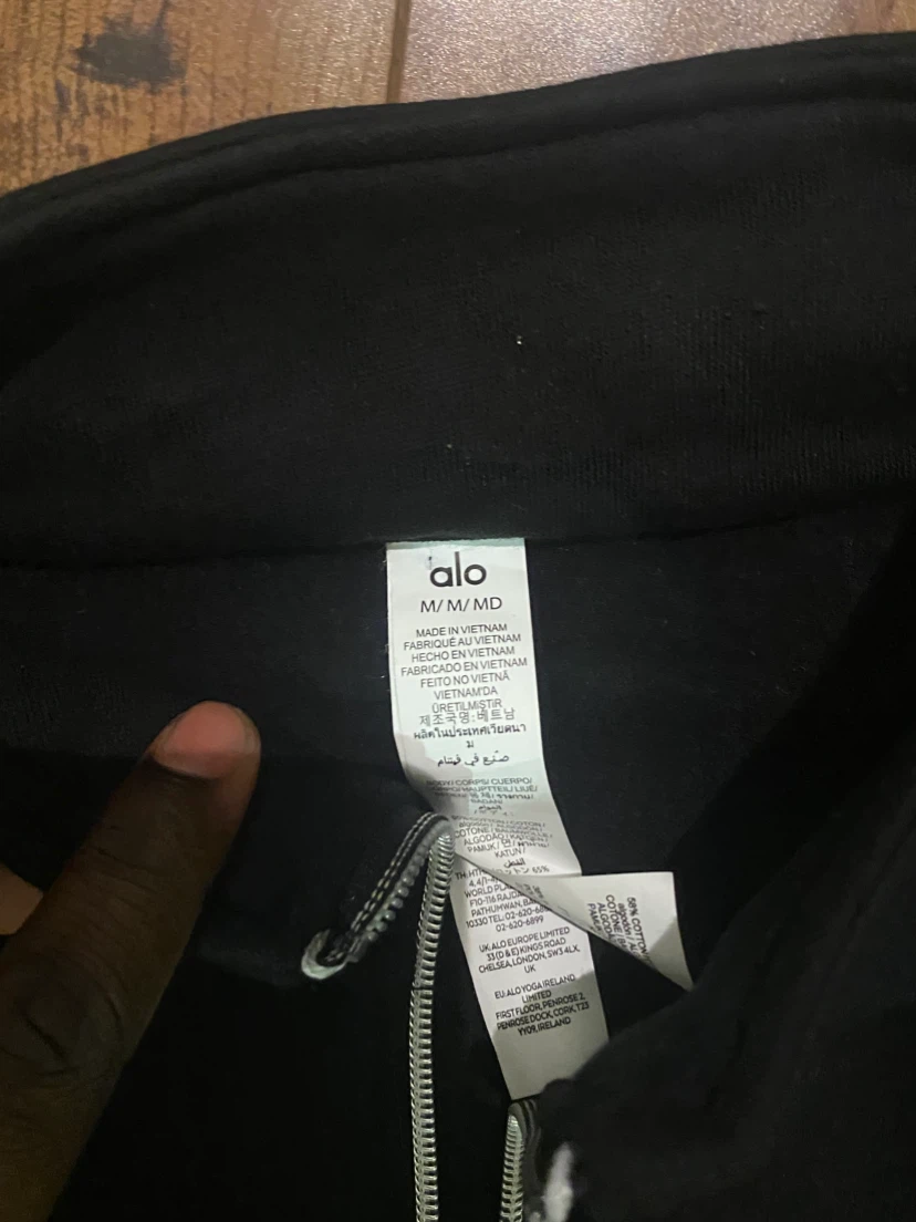 Alo Yoga Black Half-Zip Pullover - photo 2