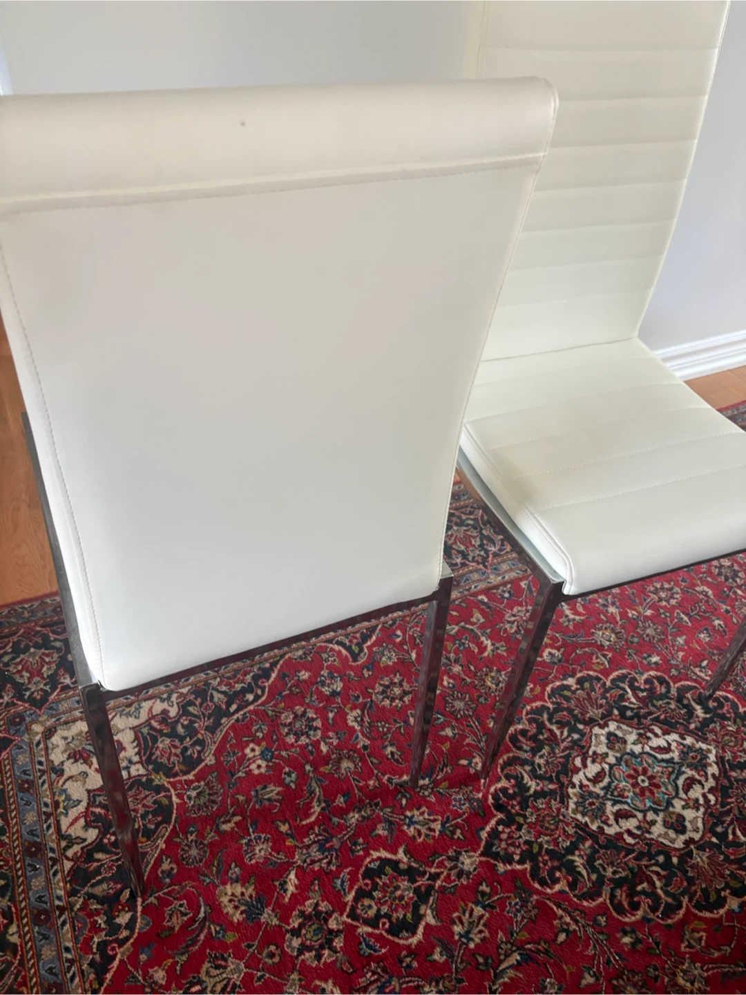 Set of 2 White Faux Leather Dining Chairs - photo 3
