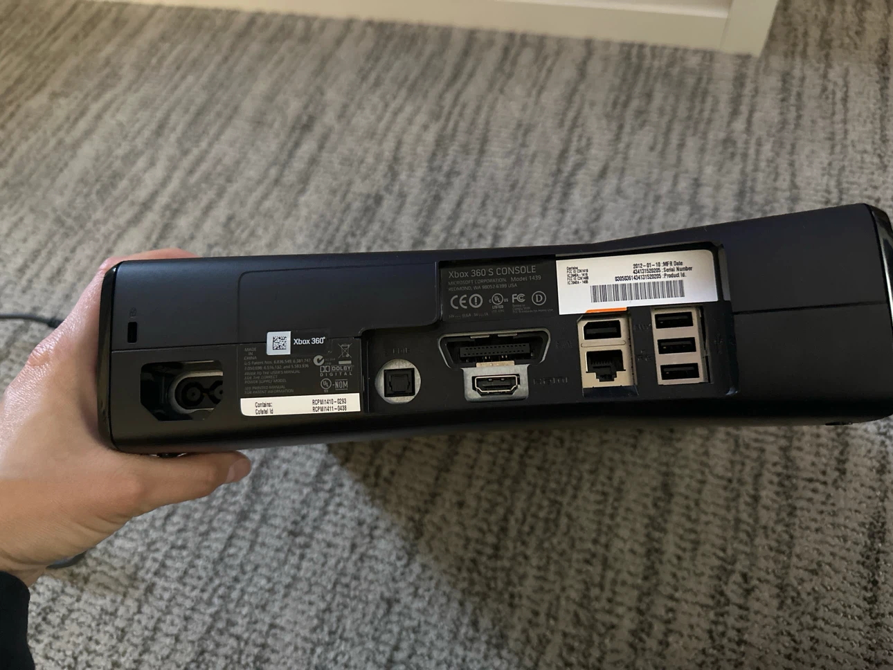 Microsoft Xbox 360 S Console - photo 3