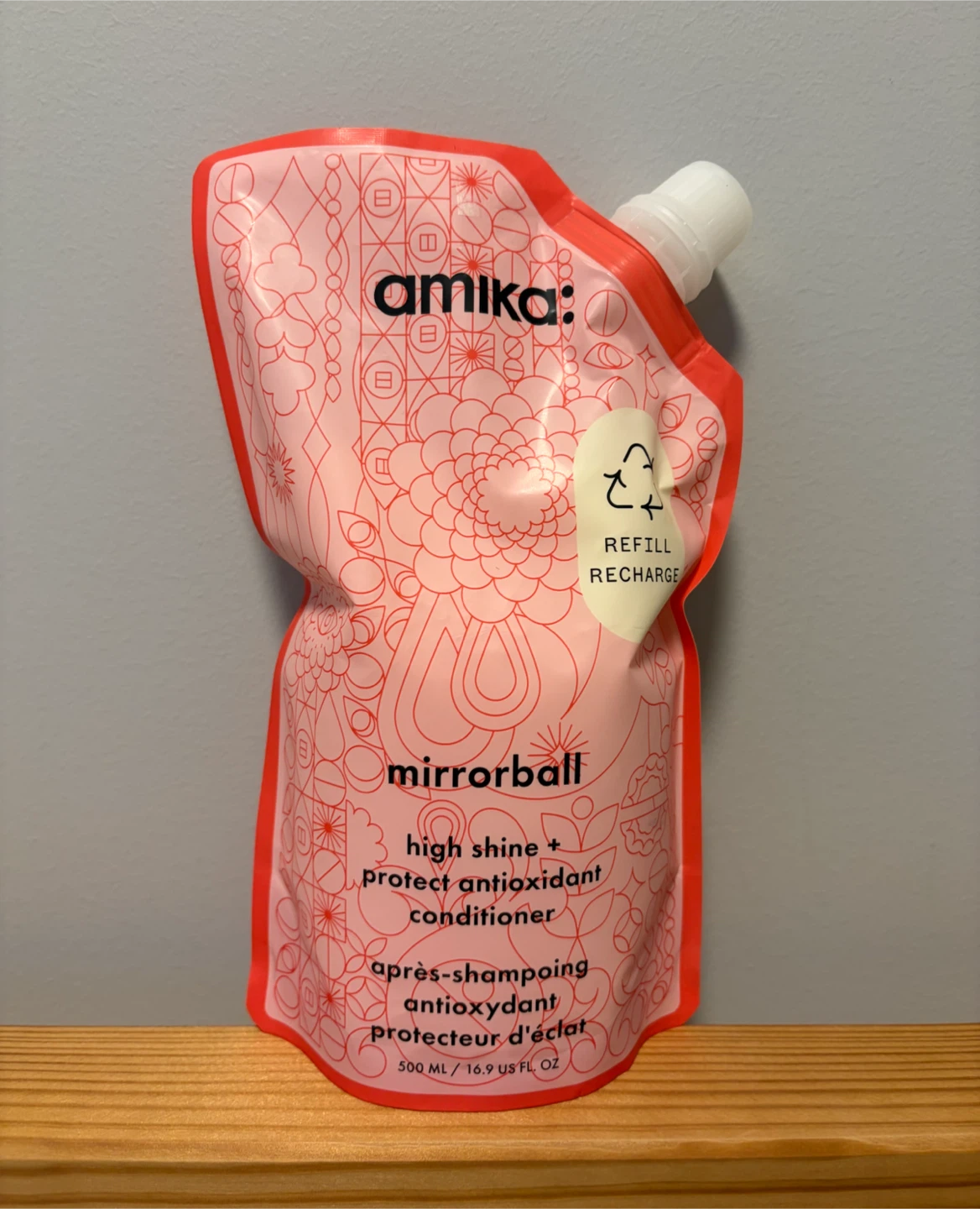 amika MIRRORBALL 500ml antioxidant + high shine conditioner