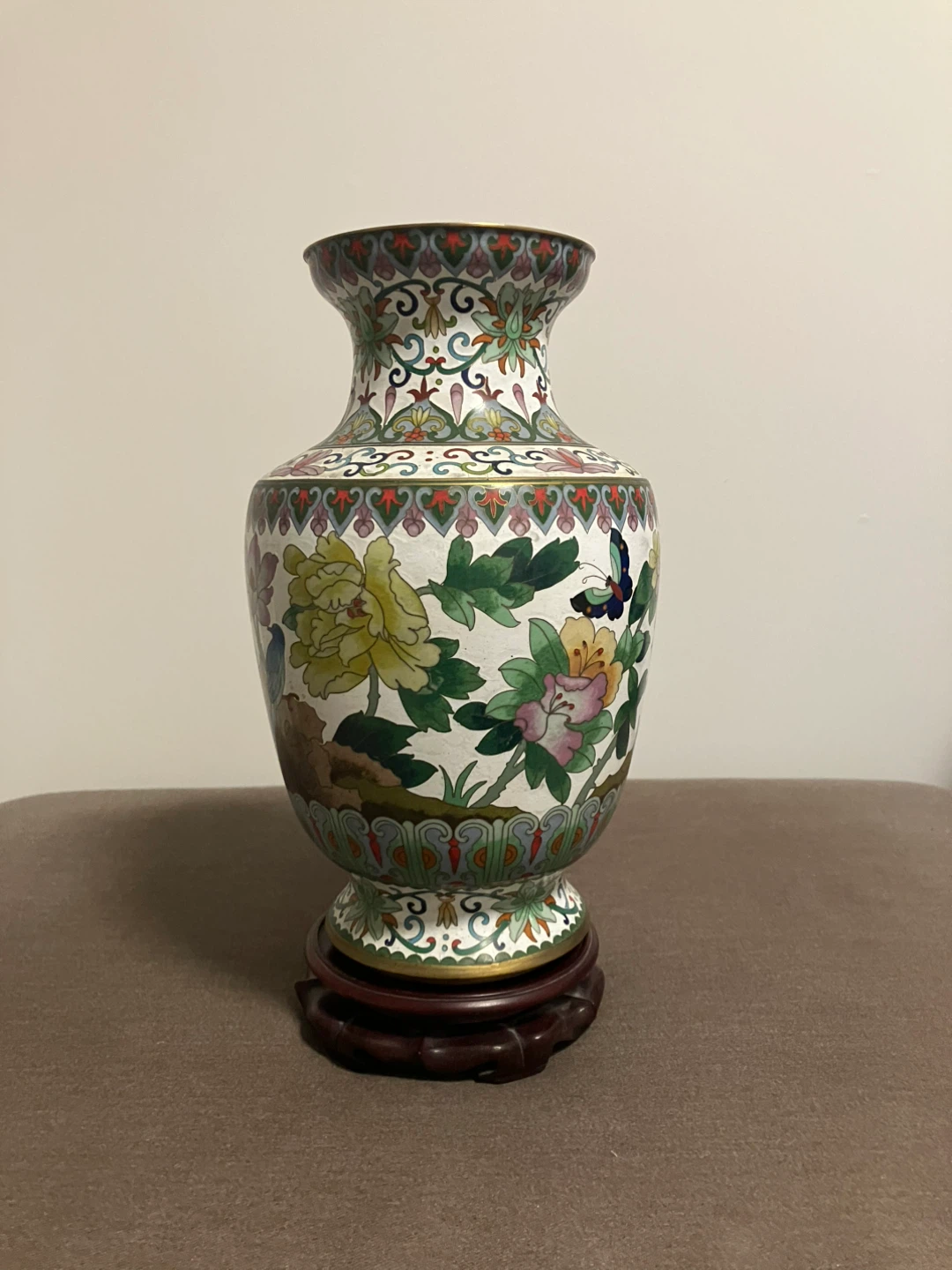 Jingtailan Floral Vase with Wooden Stand - photo 2