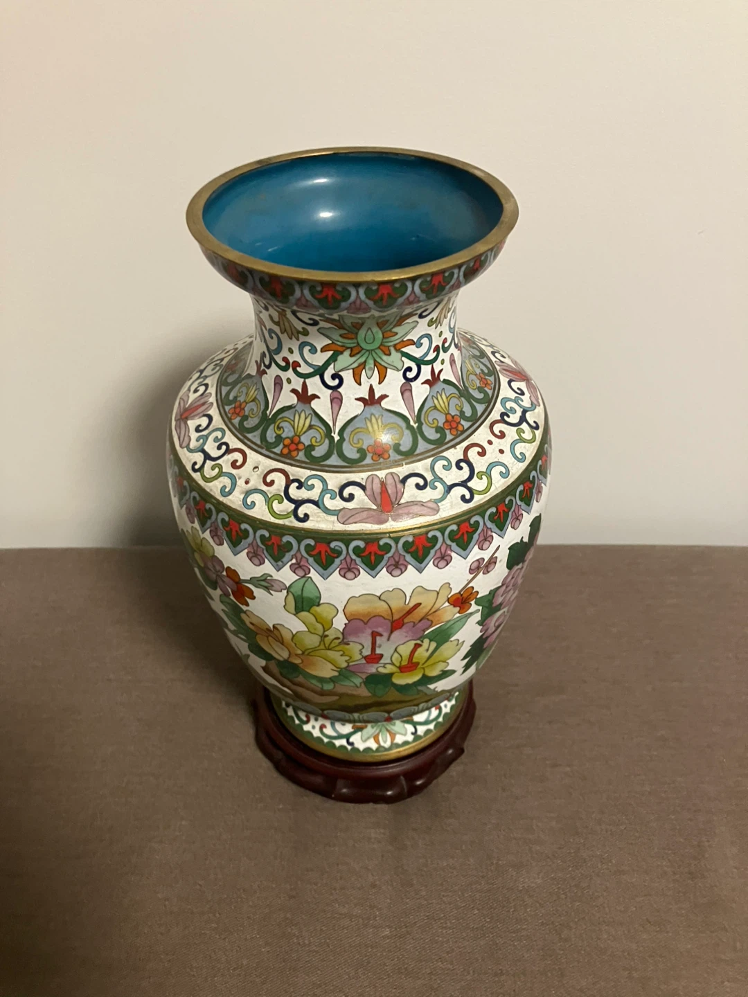 Jingtailan Floral Vase with Wooden Stand - photo 3