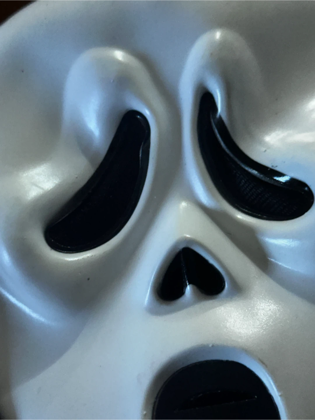 Easter Unlimited "TD" stamp Ghostface mask EUC - photo 4