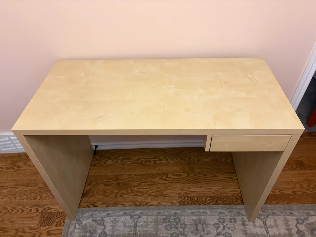 beautiful ikea desk