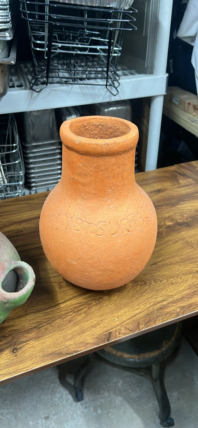 Set of Two Terracotta Clay Pots - photo 3