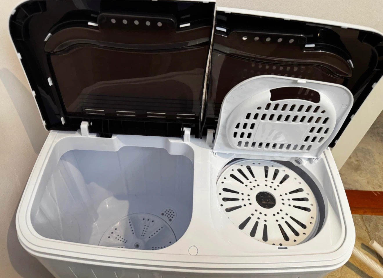 Portable Twin Tub Washing Machine - photo 2