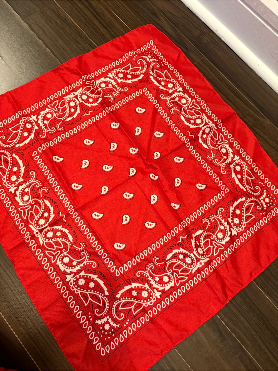 2 Red Paisley Bandanas - photo 2
