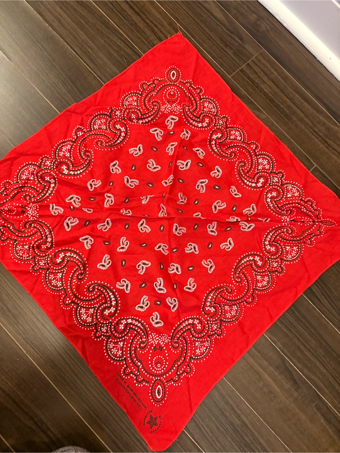 2 Red Paisley Bandanas - photo 3