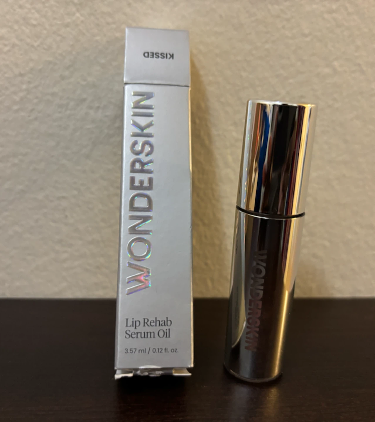 NEW-Wonderskin Lip Rehab Serum Oil in Kissed