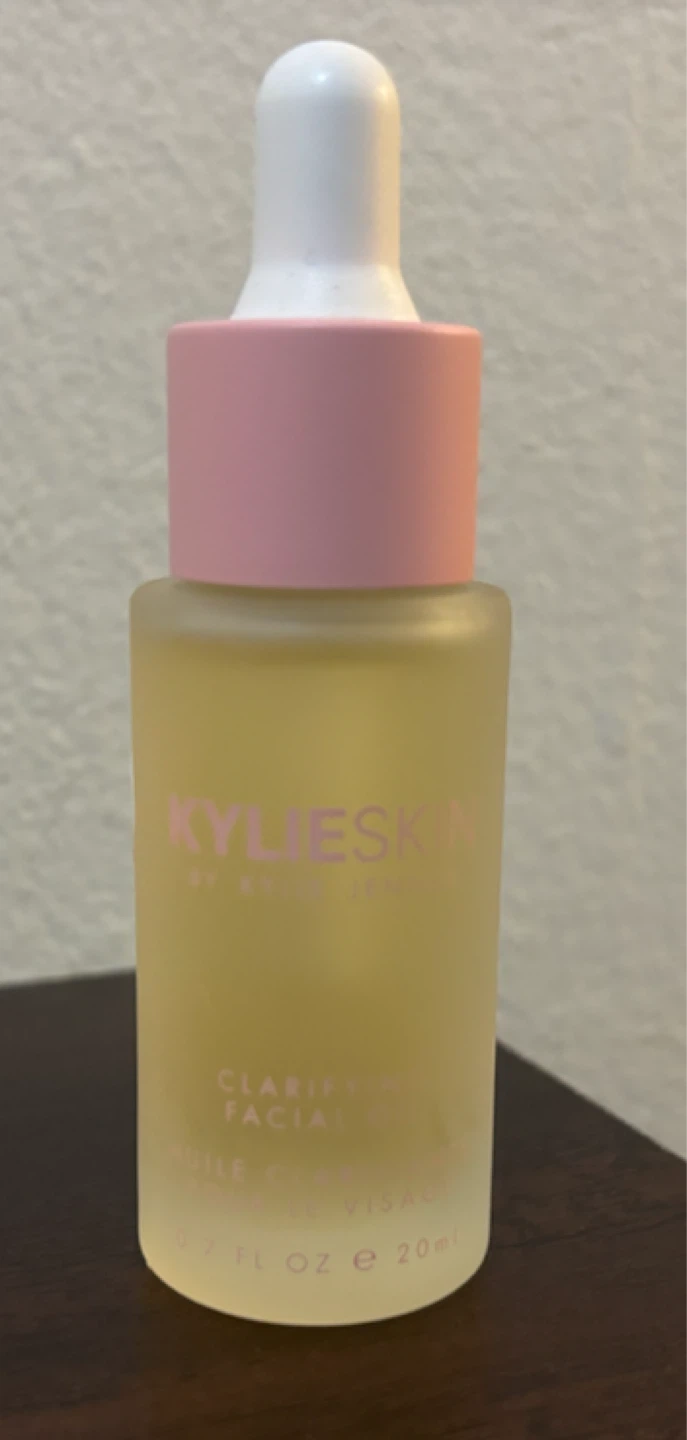 NEW-Kylie Skin Clarifying Facial Oil