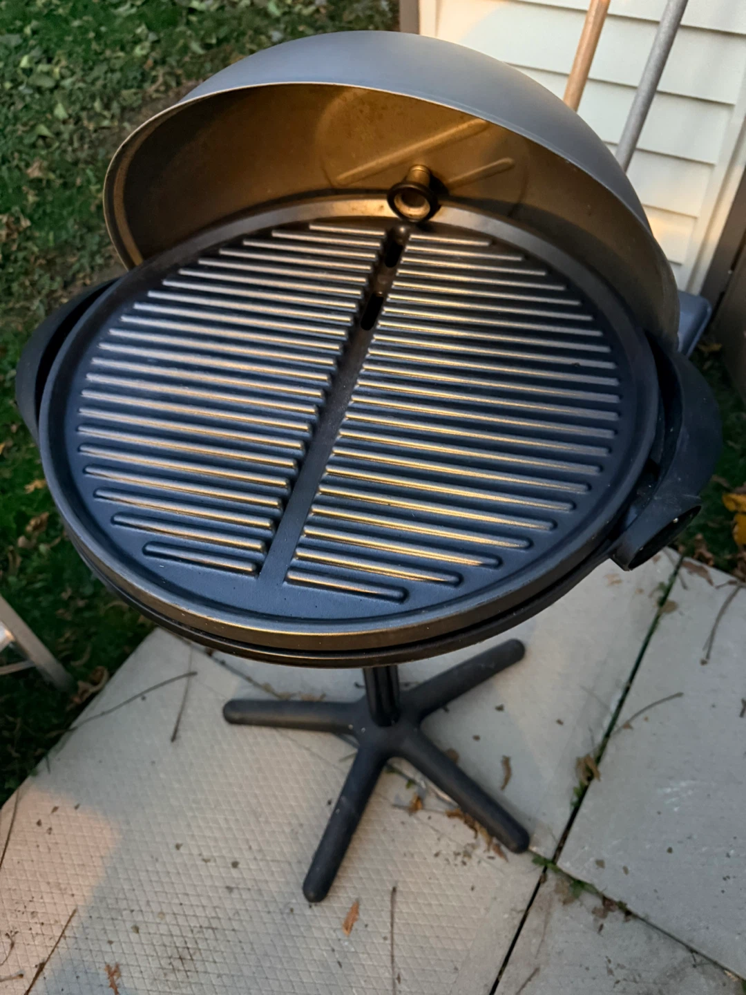 George Foreman Electric Grill - photo 3