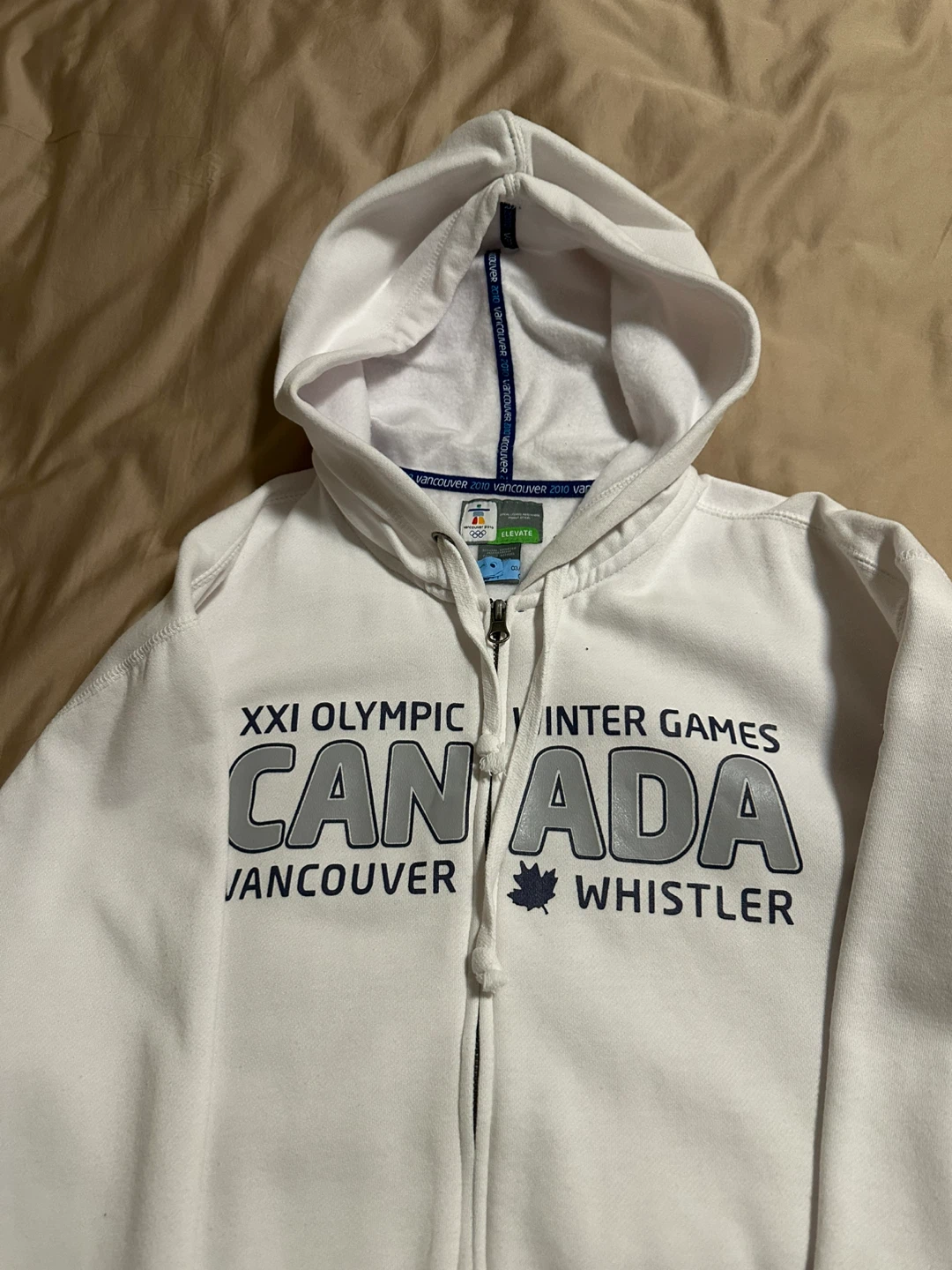 Vancouver 2010 Olympic Games Zip-Up Hoodie - photo 4