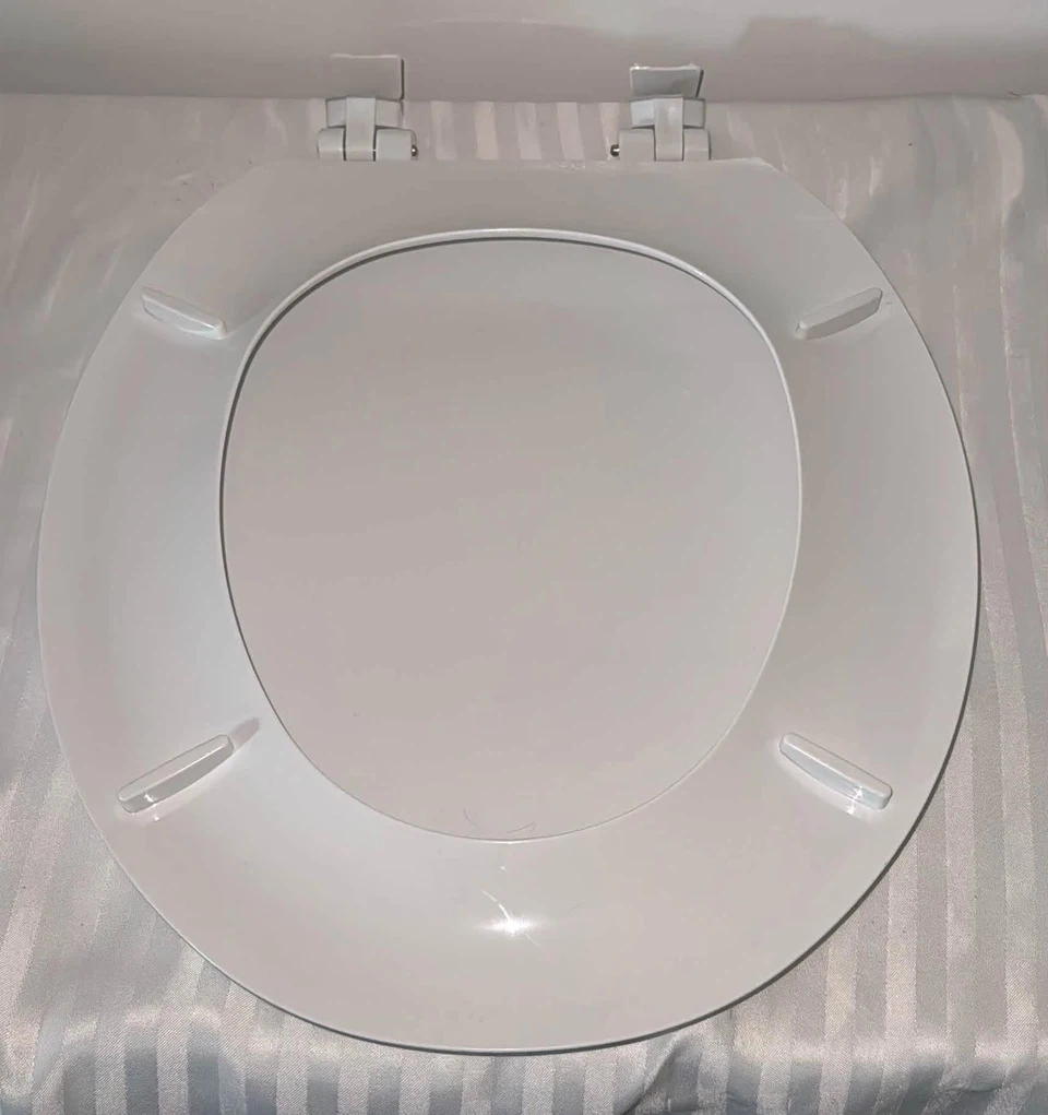 Brand new standard toilet seat - photo 3