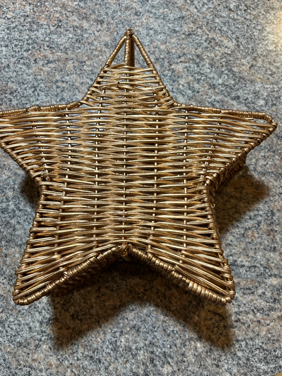 Gold Star Wicker Basket 9”by9” - photo 2