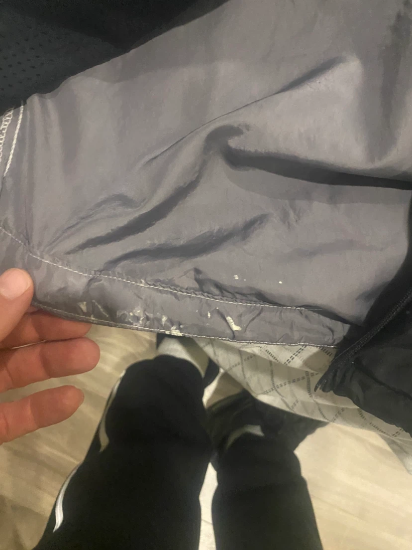 Free Under Armour Jacket Size Large - photo 3
