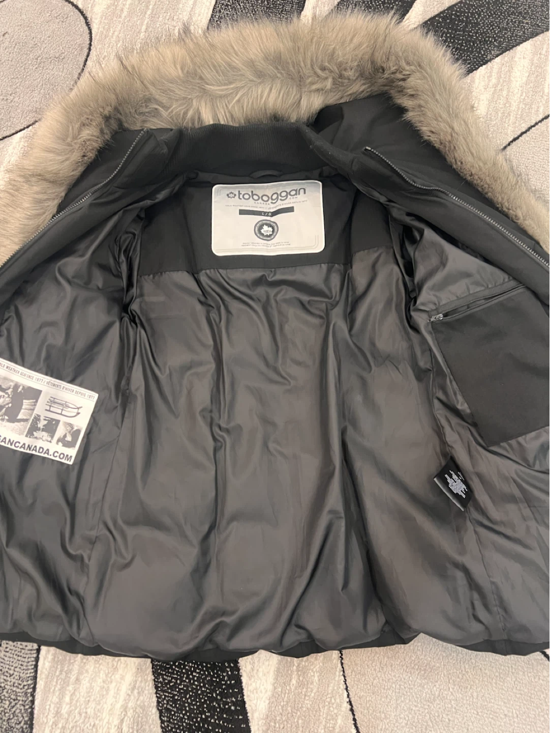 Toboggan Black Winter Jacket - photo 3