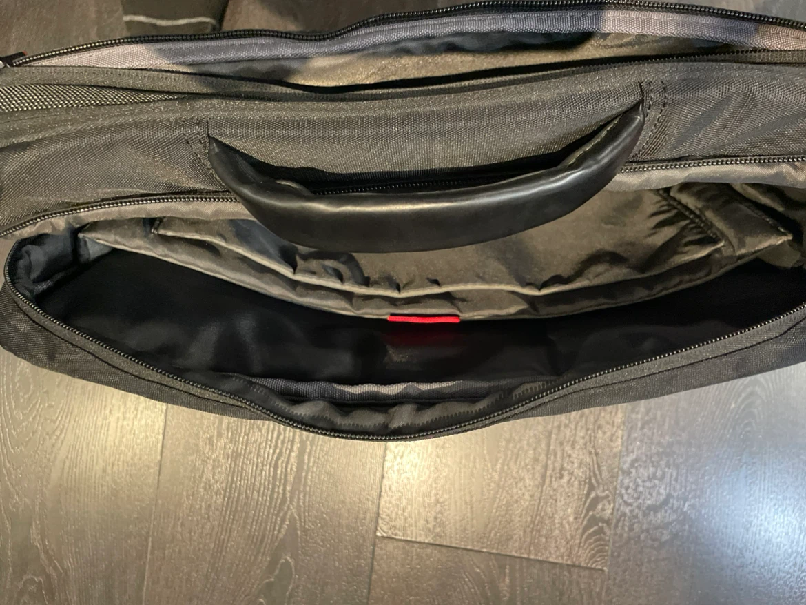 Lenovo ThinkPad Laptop Carrying Case - photo 4