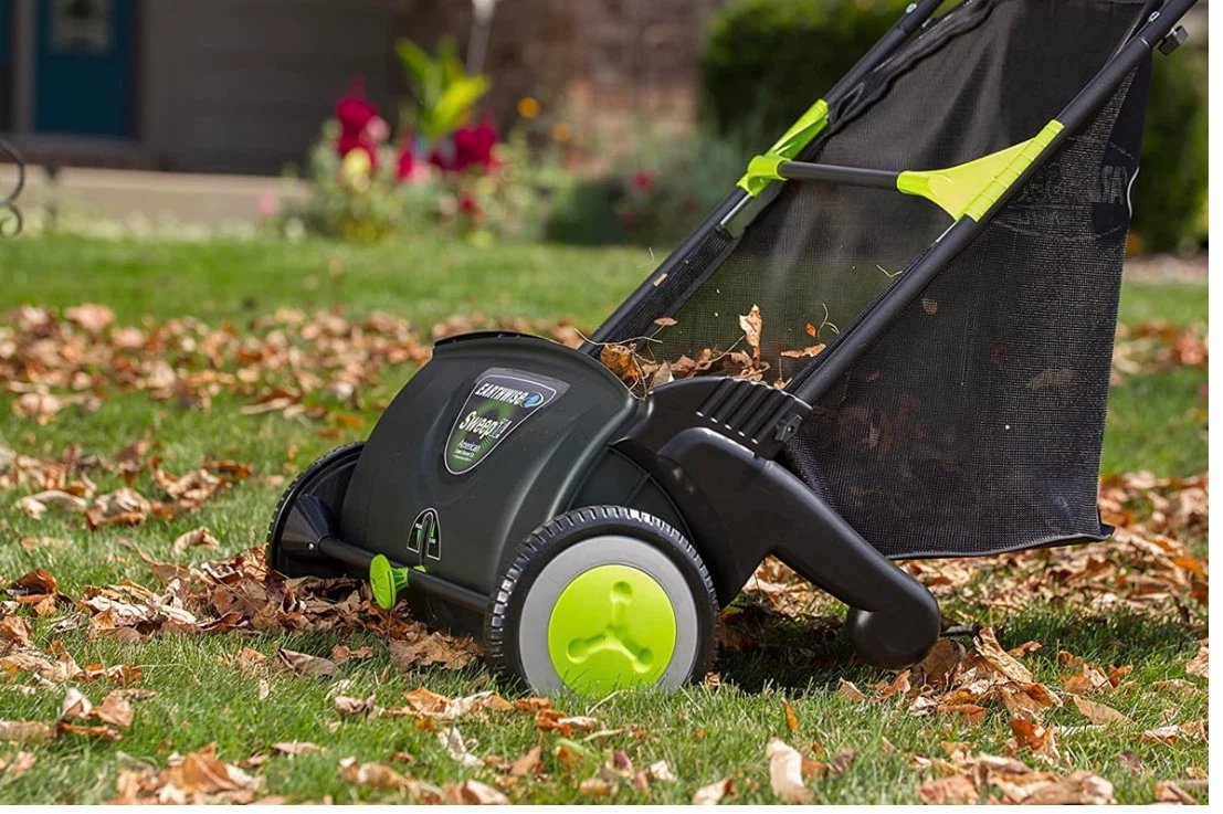 Earthwise LSW70021 SweepIt Push Lawn Sweeper
