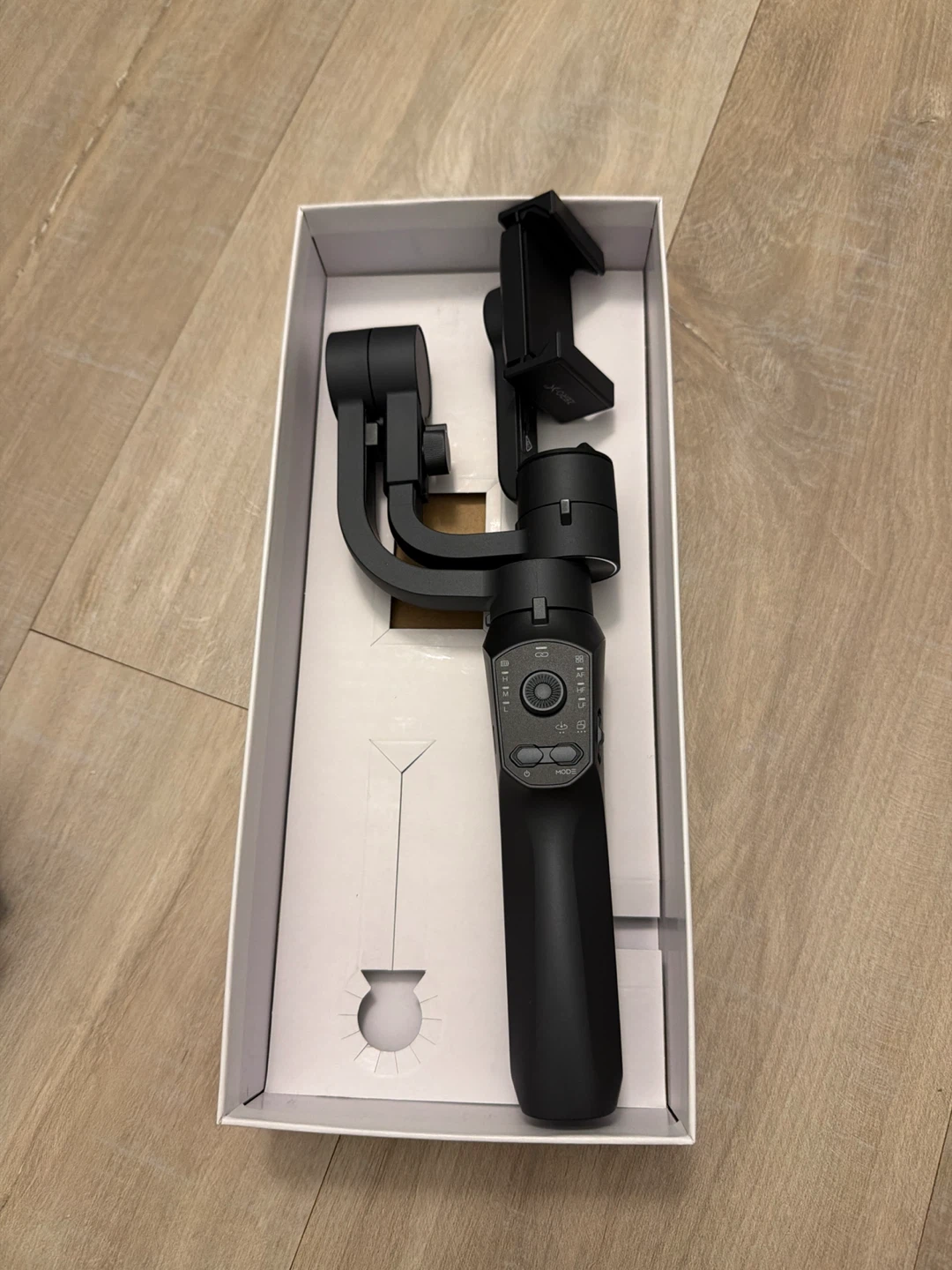 ZERO-X ZXC-G100 3-Axis Smartphone Gimbal + Power Bank - photo 2