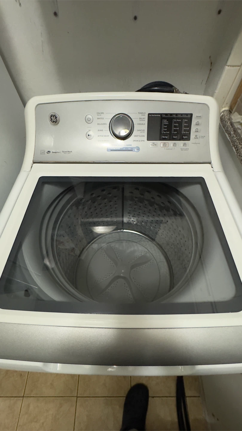 GE Energy Star 4.8 cu. ft. Top Load Washer - photo 2
