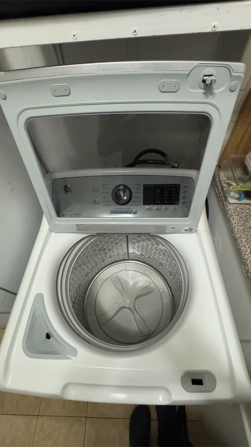 GE Energy Star 4.8 cu. ft. Top Load Washer - photo 3