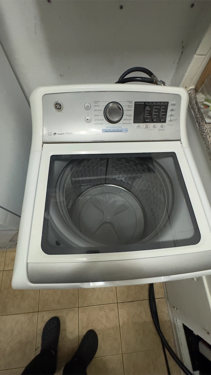 GE Energy Star 4.8 cu. ft. Top Load Washer - photo 5