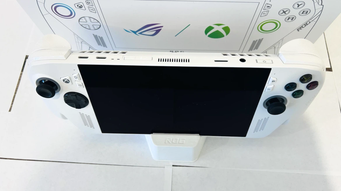 ASUS ROG Xbox Ally - Used Once - photo 3